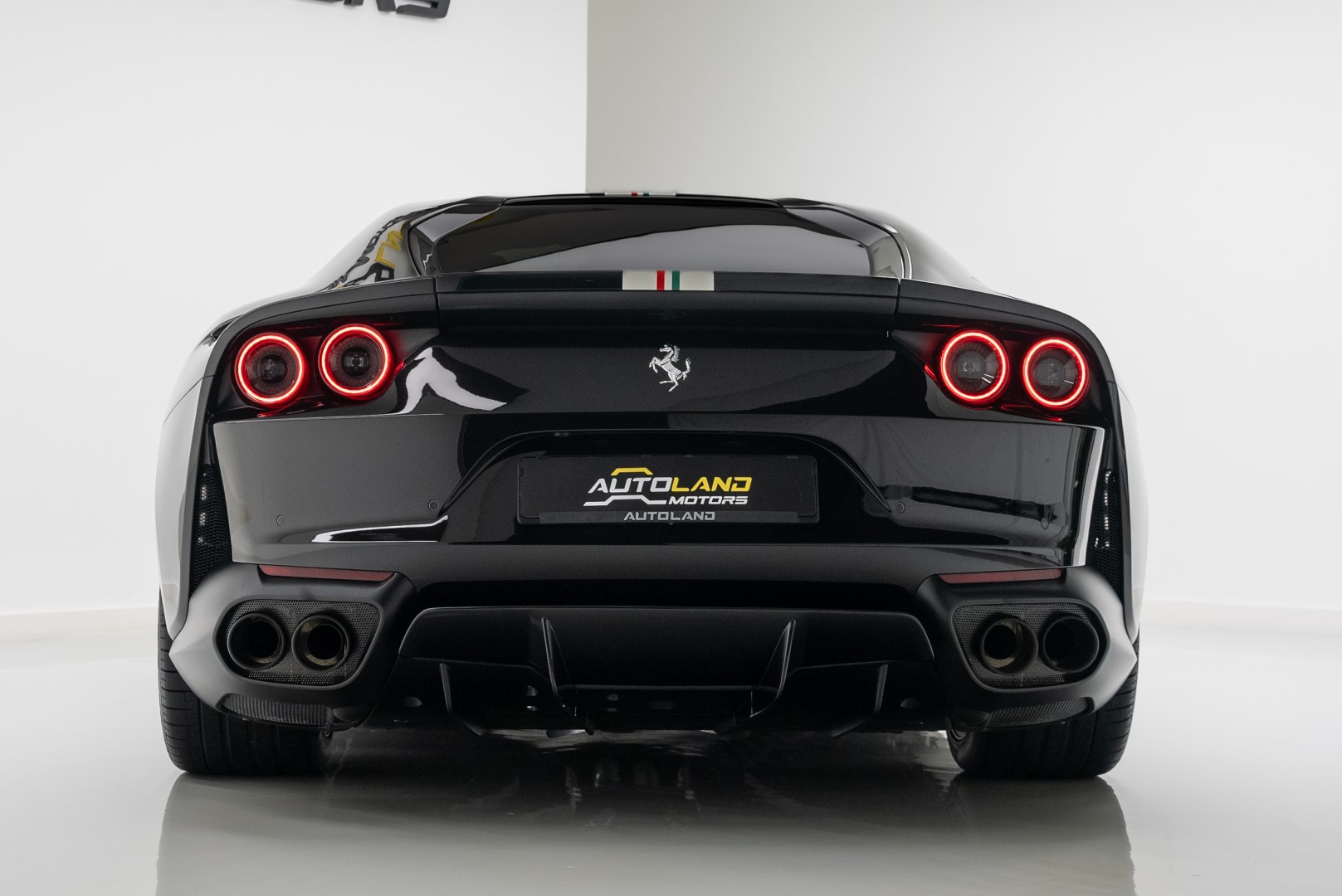 2021 FERRARI 812 SUPERFAST TAILOR MADE WITH DEALER SERVICE CONTRACT